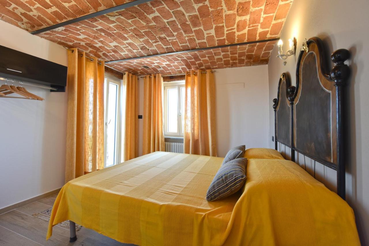 Apartamento Casa Valentina 1902 Montegrosso dʼAsti Exterior foto